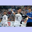 Nikola Karabatic beim Strafwurf.