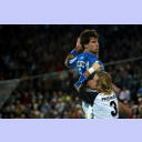 Pelle Linders attackiert Tomas Mocsai.