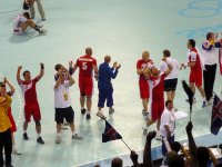 Allen Grund zu Jubeln hatten erneut die Isl�nder, die in das  Halbfinale einzogen.