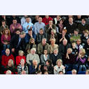 Noka und Mirjana Serdarusic auf der Trib�ne.