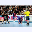 Demetrio Lozano am Boden.