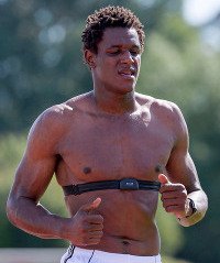 Wael Jallouz ist der erste Tunesier in Diensten des THW Kiel. Der 22-Jährige kommt mit der Empfehlung einer starken Fitness an die Förde. Wael Jallouz ist der erste Tunesier in Diensten des THW Kiel. Der 22-Jährige kommt mit der Empfehlung einer starken Fitness an die Förde.