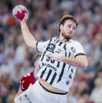 Veron Nacinovic in action. Veron Nacinovic in action.