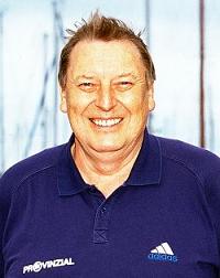 Er heißt Rainer Claßen. Sein Rufname ist "Archie". Als Betreuer gehört er zum Urgestein beim THW. Er heißt Rainer Claßen. Sein Rufname ist "Archie". Als Betreuer gehört er zum Urgestein beim THW.